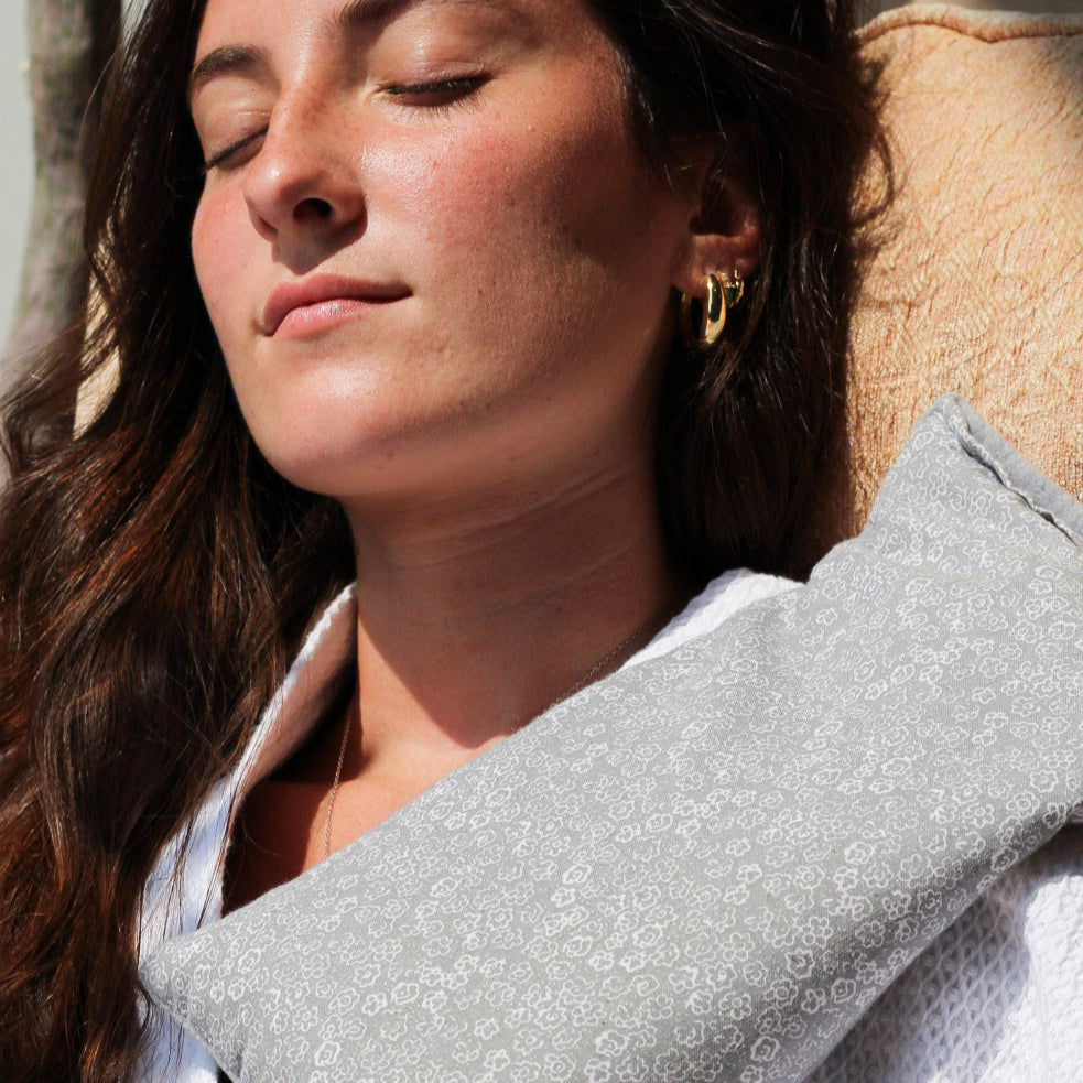 Hot Therapy Relief Microwavable Heating Pad, 12" x 7"