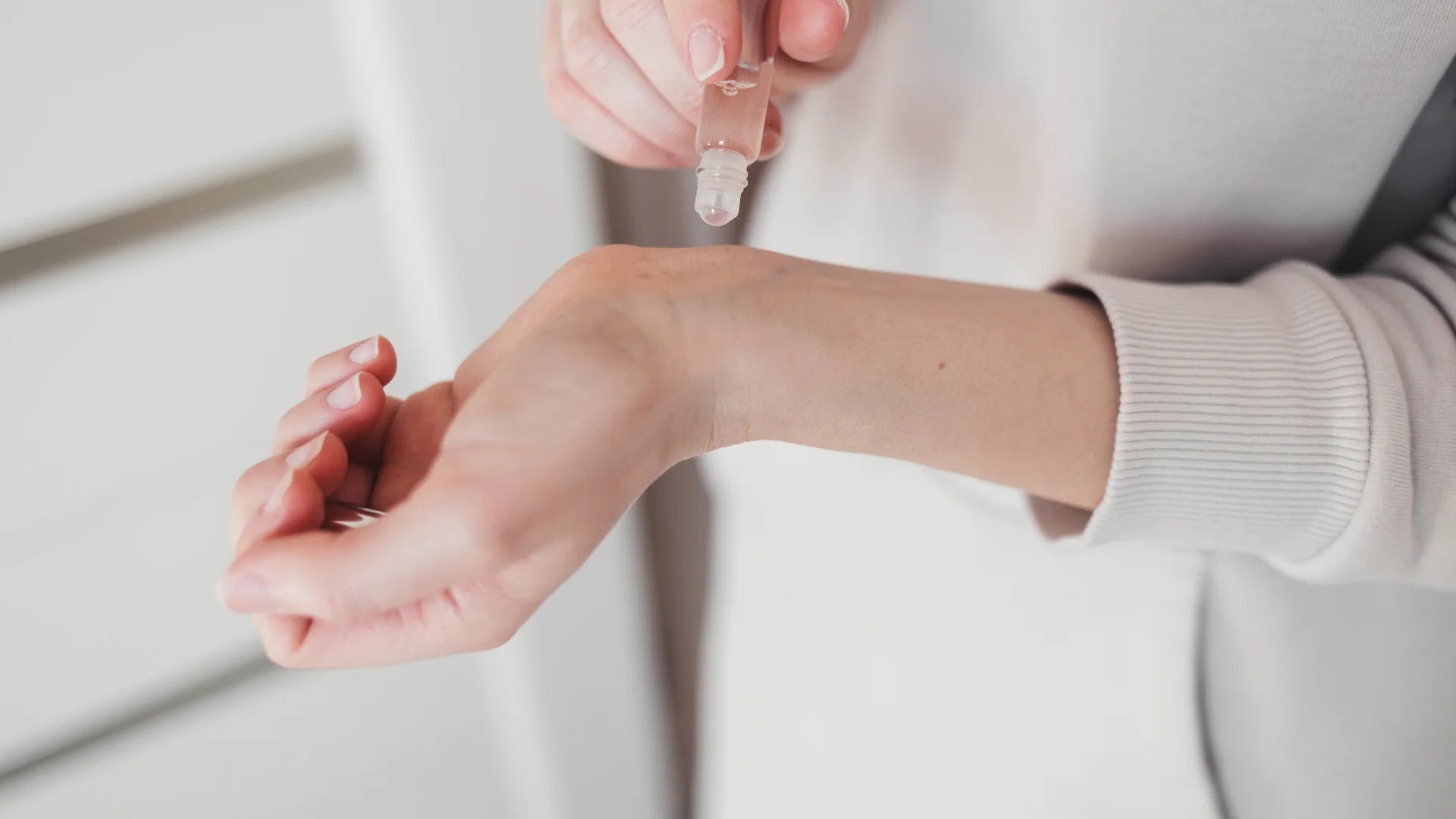 15 Ways to Use Body Oil For All Your Skin Care Needs