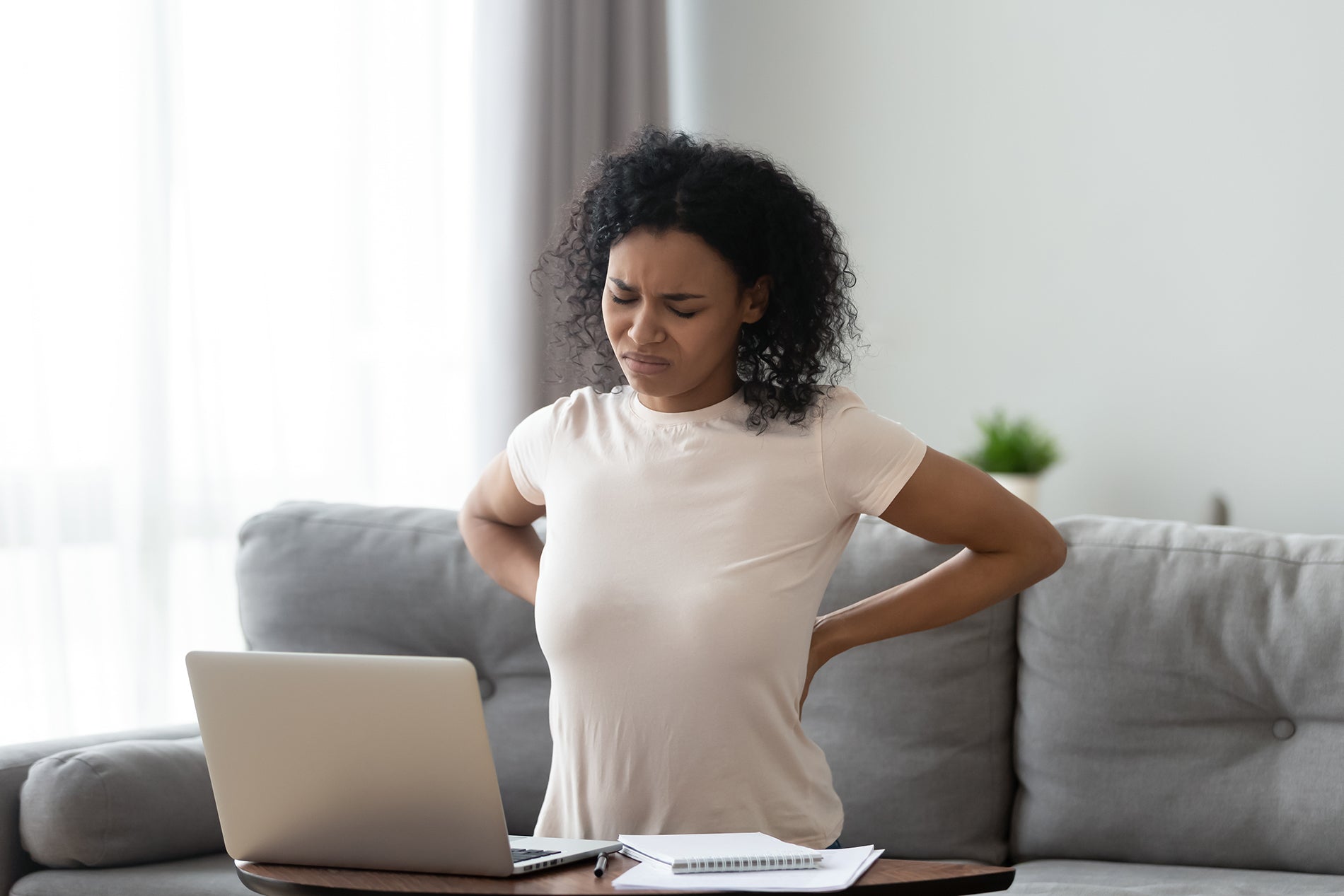 How to Deal with Lower Back Pain When Sitting