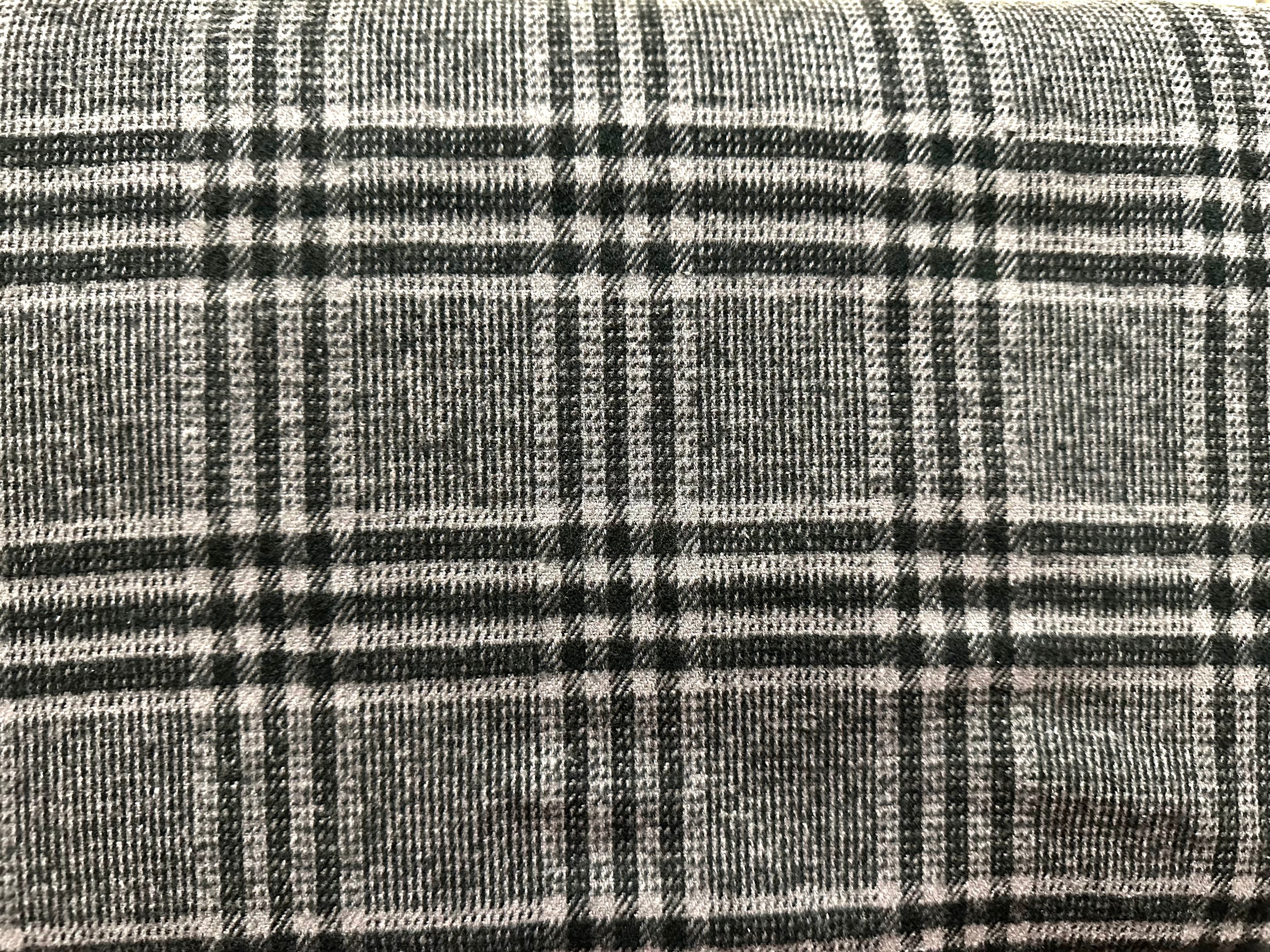 Natural aromatherapy heating pad for pain relief and relaxation Heating pad with essential oils for muscle pain and stress relief All natural aromatherapy heating pad for soothing comfort Aromatherapy bath essentials with heating pad for relaxation Natura